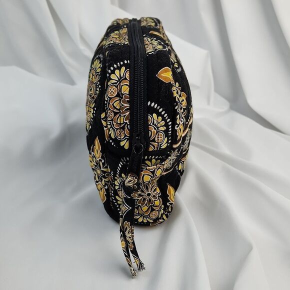 🔺️Stephanie Dawn Black & Yellow Quilted Floral Mandala Print Lined Pouch - Picture 8 of 12